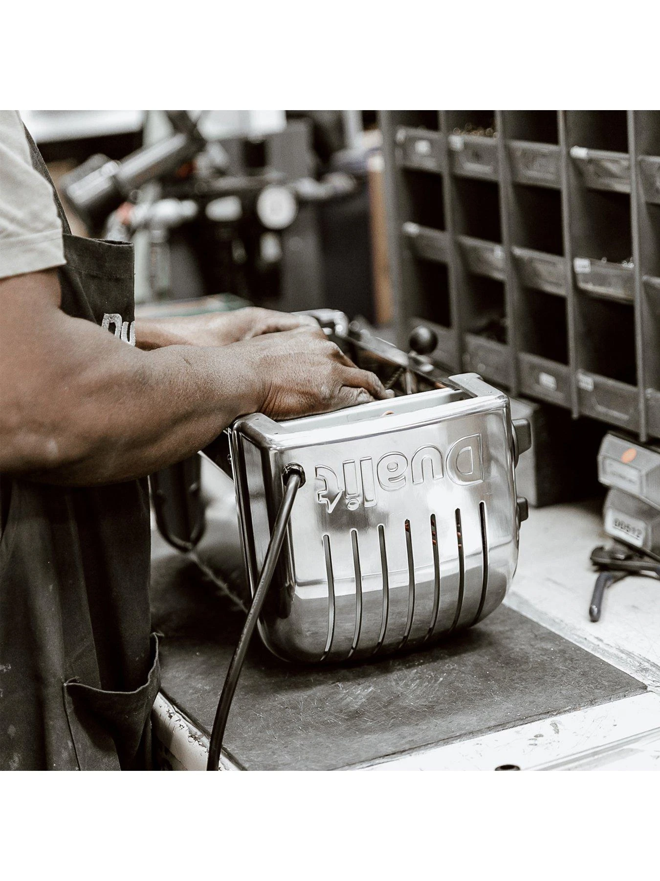 Dualit 40352 Vario 4-Slice Toaster - Polished Stainless Steel - Image 4