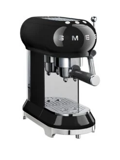 Smeg ECF01 Espresso Coffee Machine 