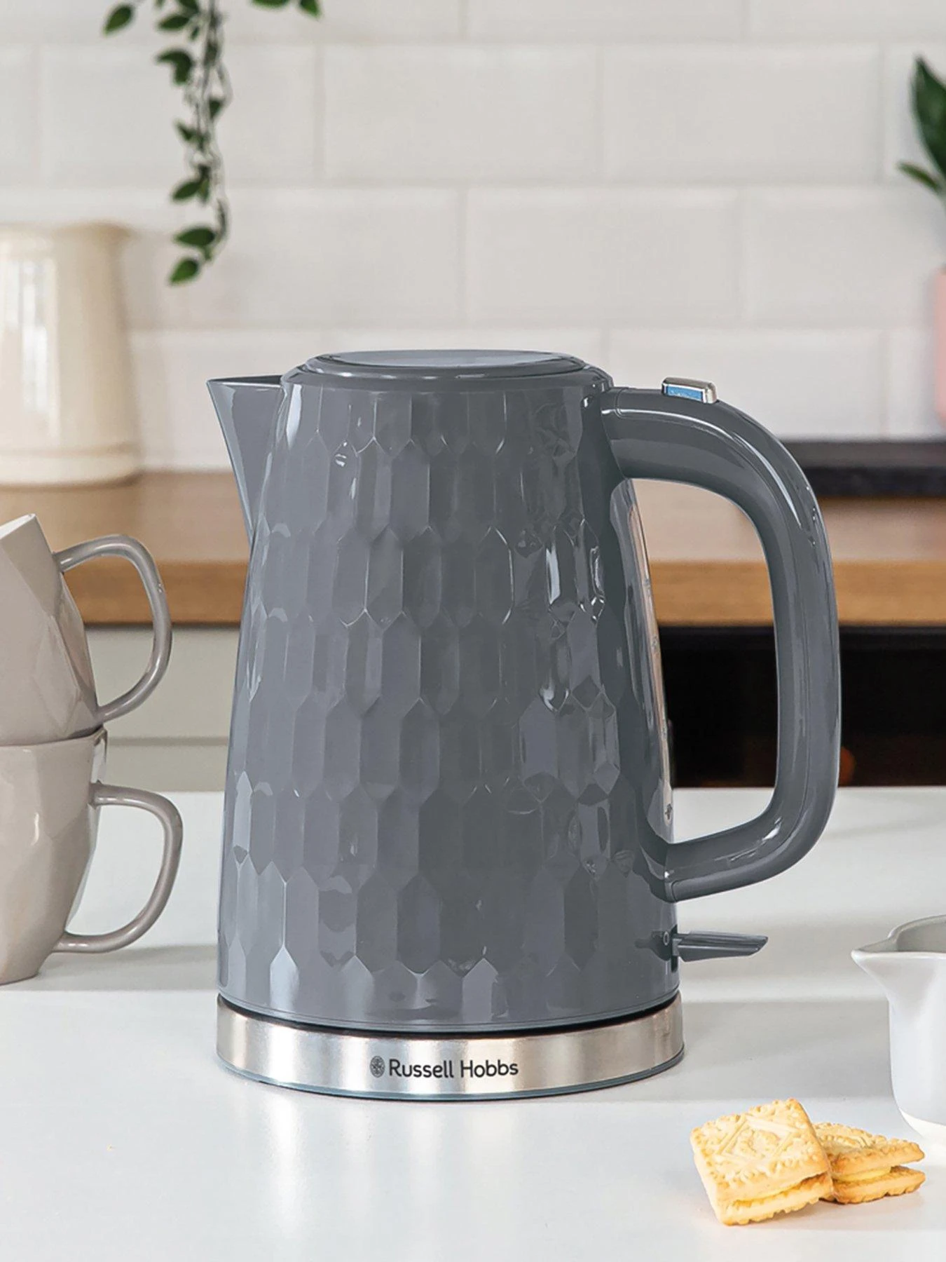Russell Hobbs Honeycomb Grey Plastic Kettle - 26053 - Image 2