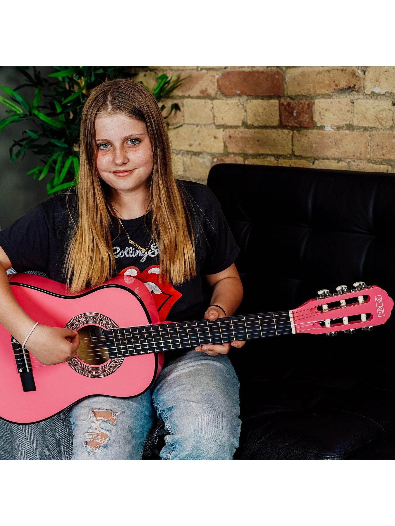 3rd Avenue 1/2 Size Kids Classical Guitar Beginner Bundle - 6 Months FREE Lessons - Pink - Image 5