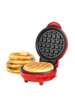 Giles & Posner Mini Waffle Maker