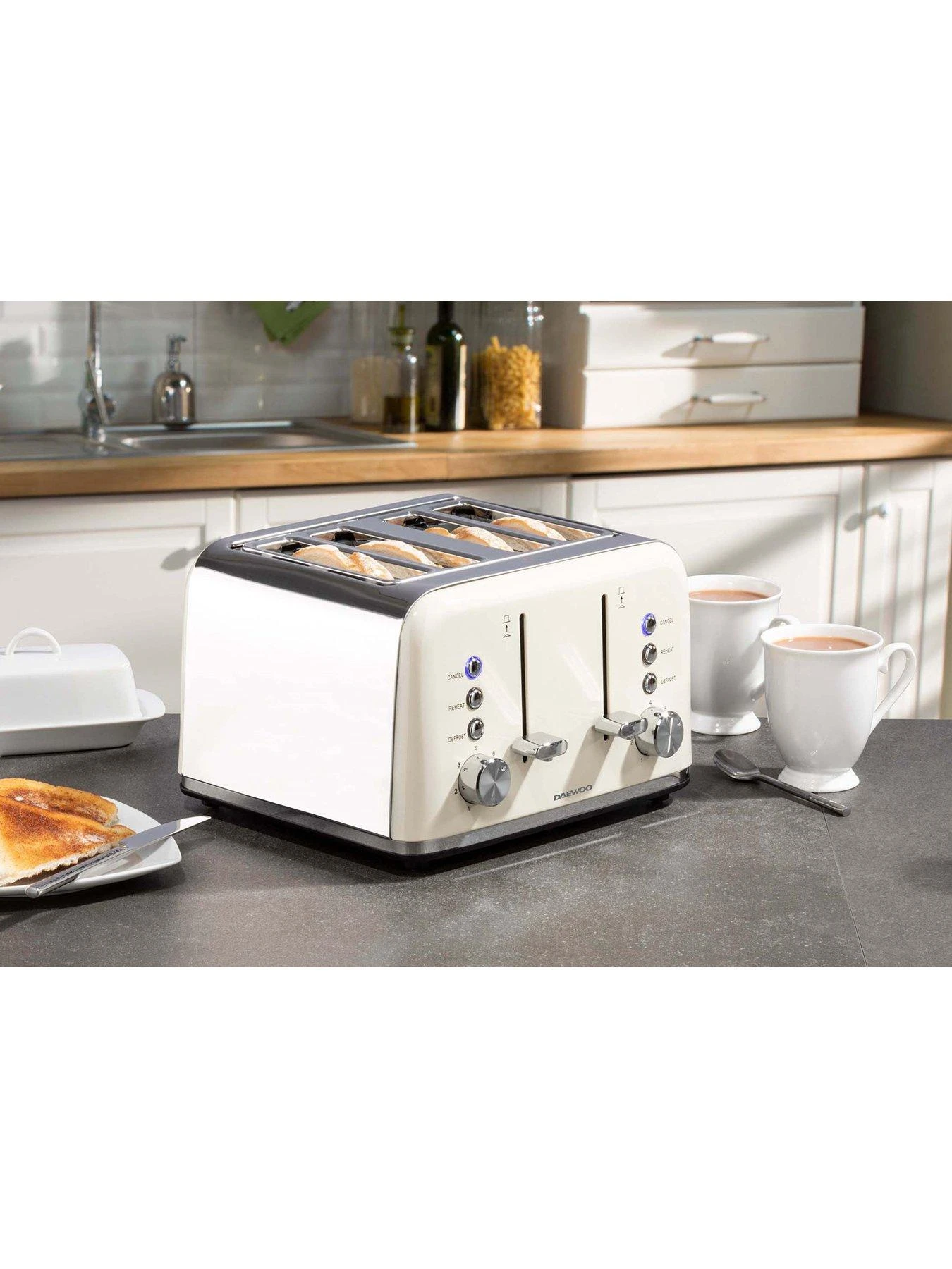 Daewoo Kensington Bundle- Cream (Kettle, 4 Slice Toaster, Microwave) - Image 4