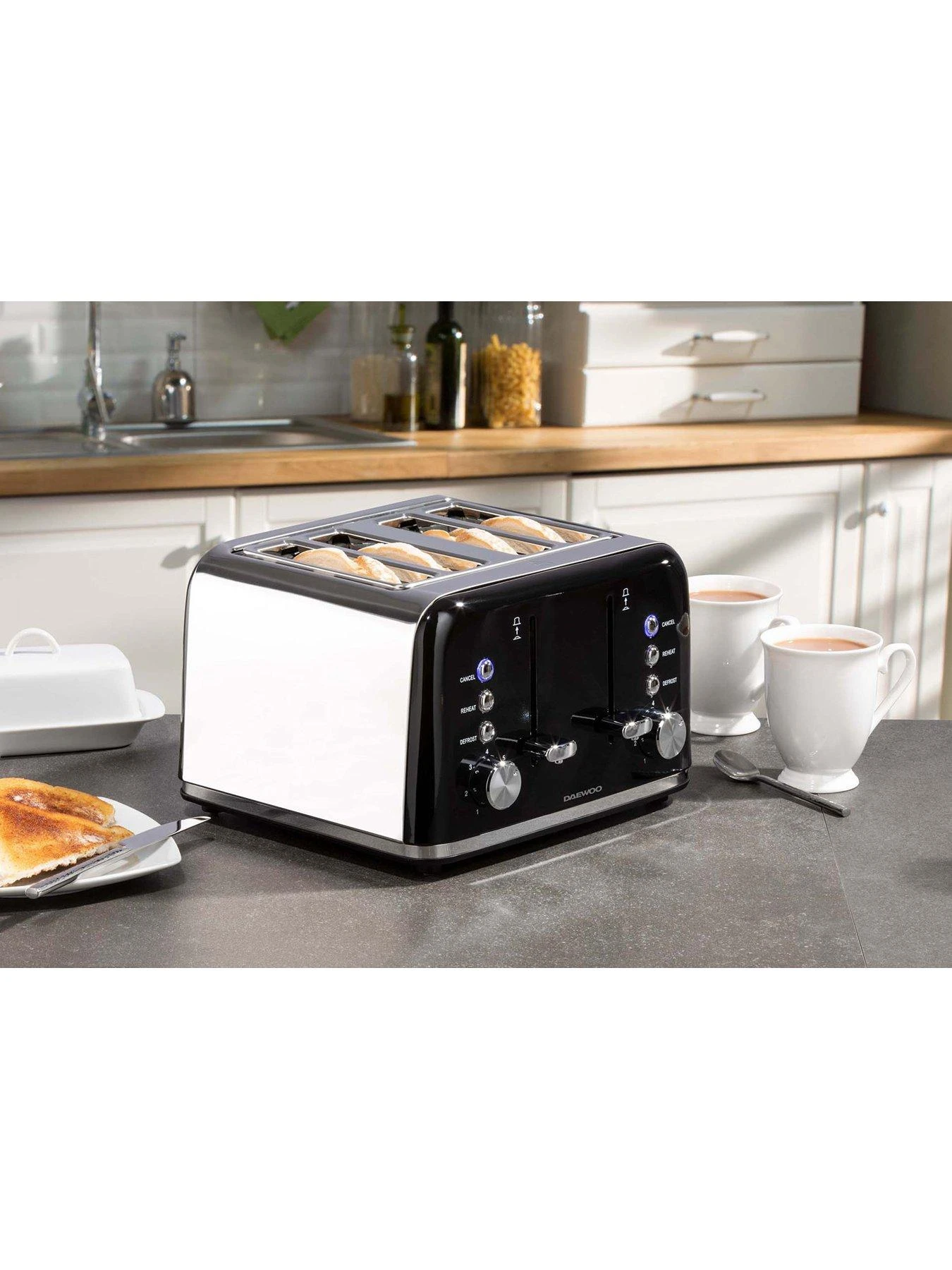 Daewoo Kensington Bundle- Black (Kettle, 4 Slice Toaster, Microwave) - Image 4