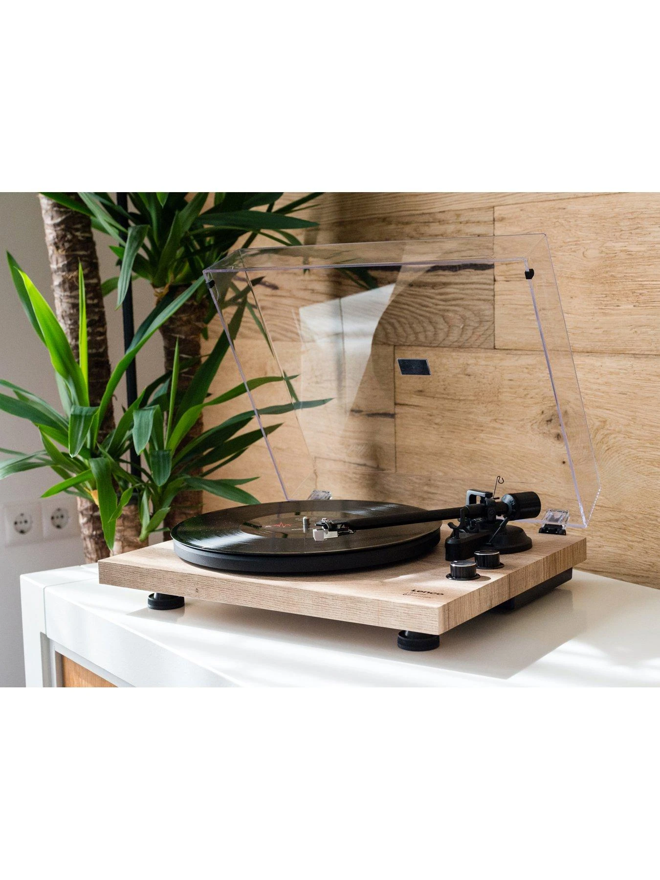 Lenco LBT-188 Pine Turntable - Image 6
