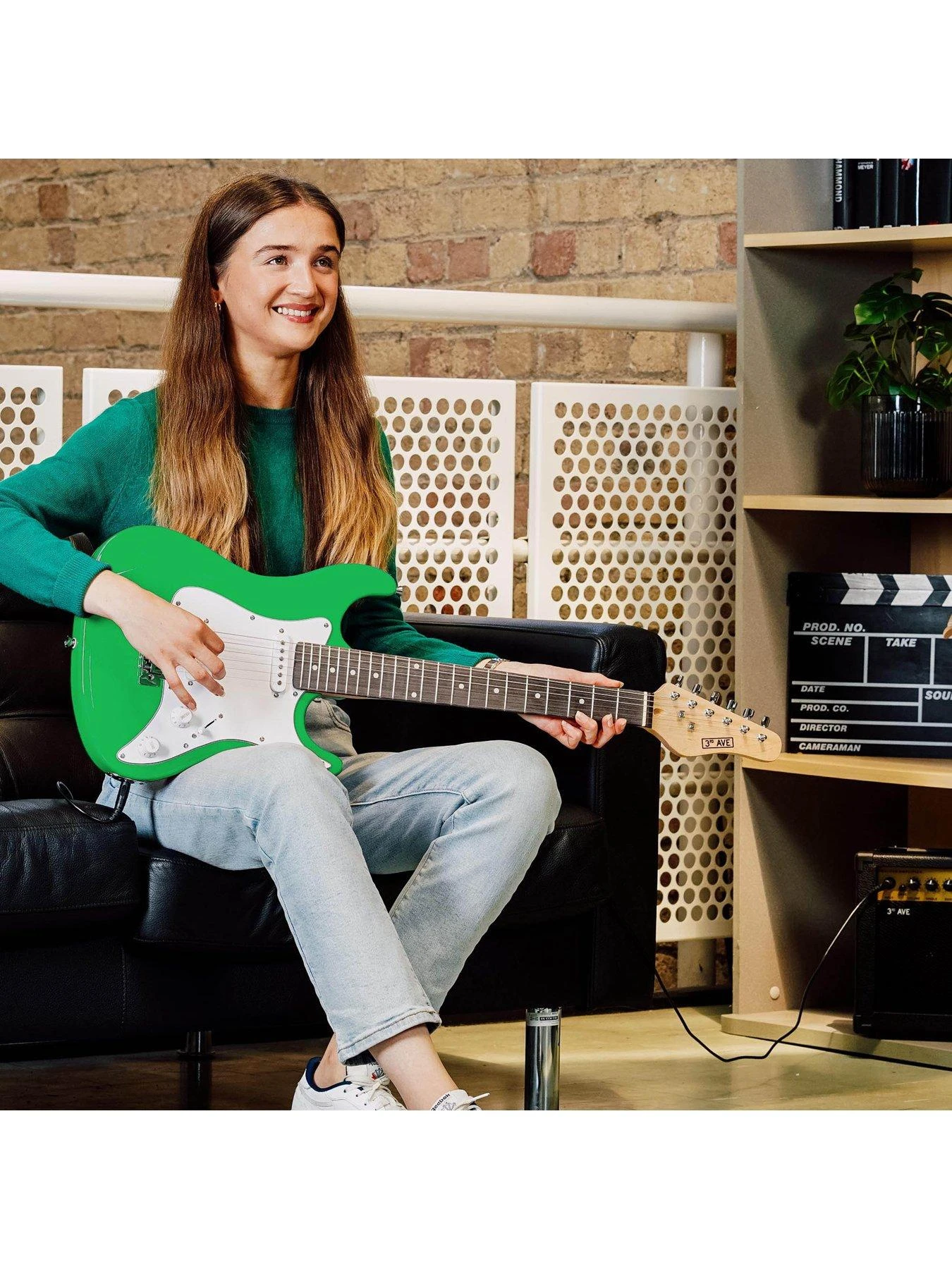 3/4 Size Electric Guitar Ultimate Kit With 10W Amp - 6 Months FREE Lessons - Green - Image 6