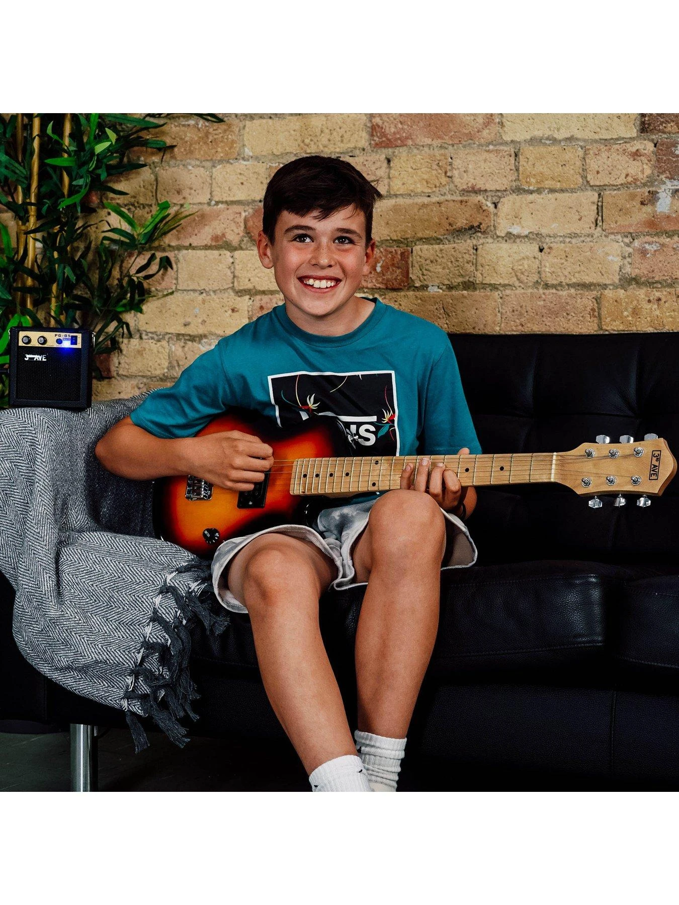 3rd Avenueđź›’ Junior Electric Rock Guitar Pack - Sunburst - Image 6