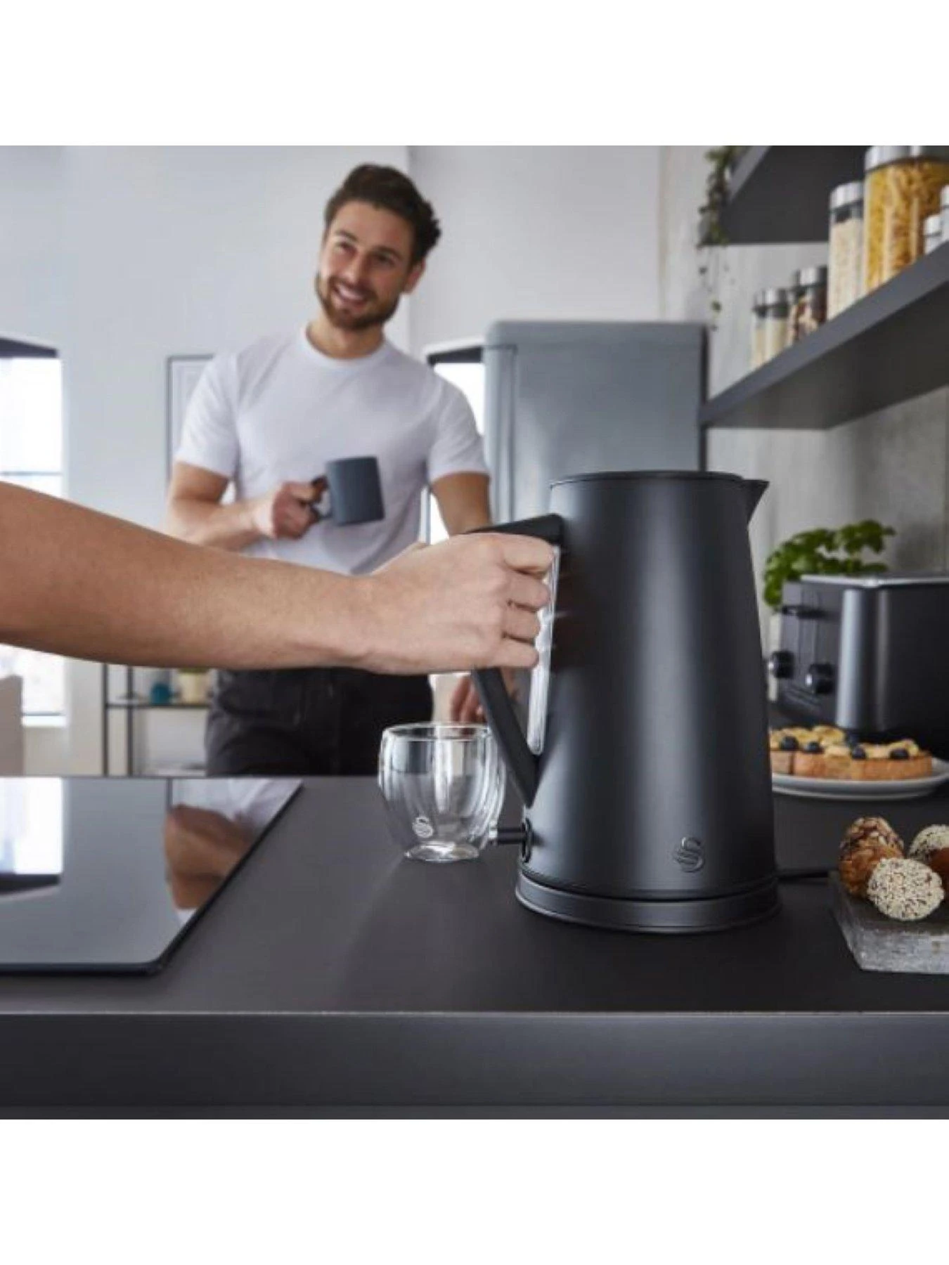 Swan Stealth 1.7L KettleĀ - Black - Image 4