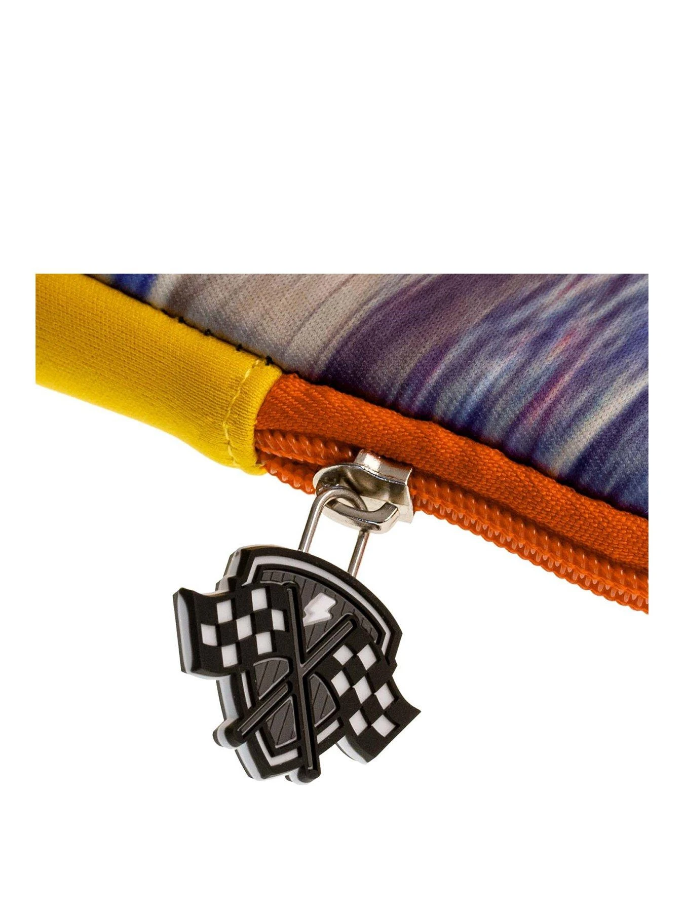 Pebble Gear Disney Cars (Carrybag & Headphones) By Pebble Gear - Image 3