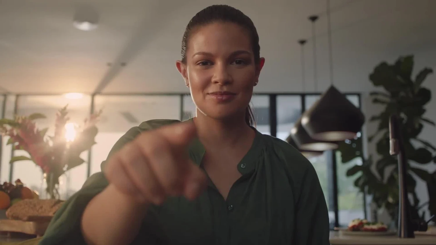 Sage TheĀ Barista Express Impress Coffee Machine - Stainless Steel - Image 7