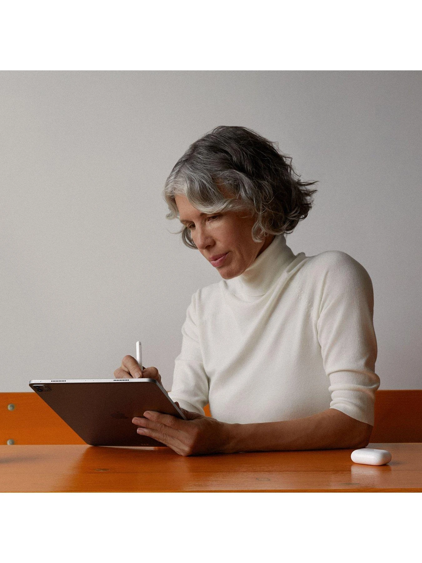 Apple IPad Pro (4th Gen, 2022), 128Gb, Wi-Fi & Cellular, 11-inch - Space Grey - Image 5