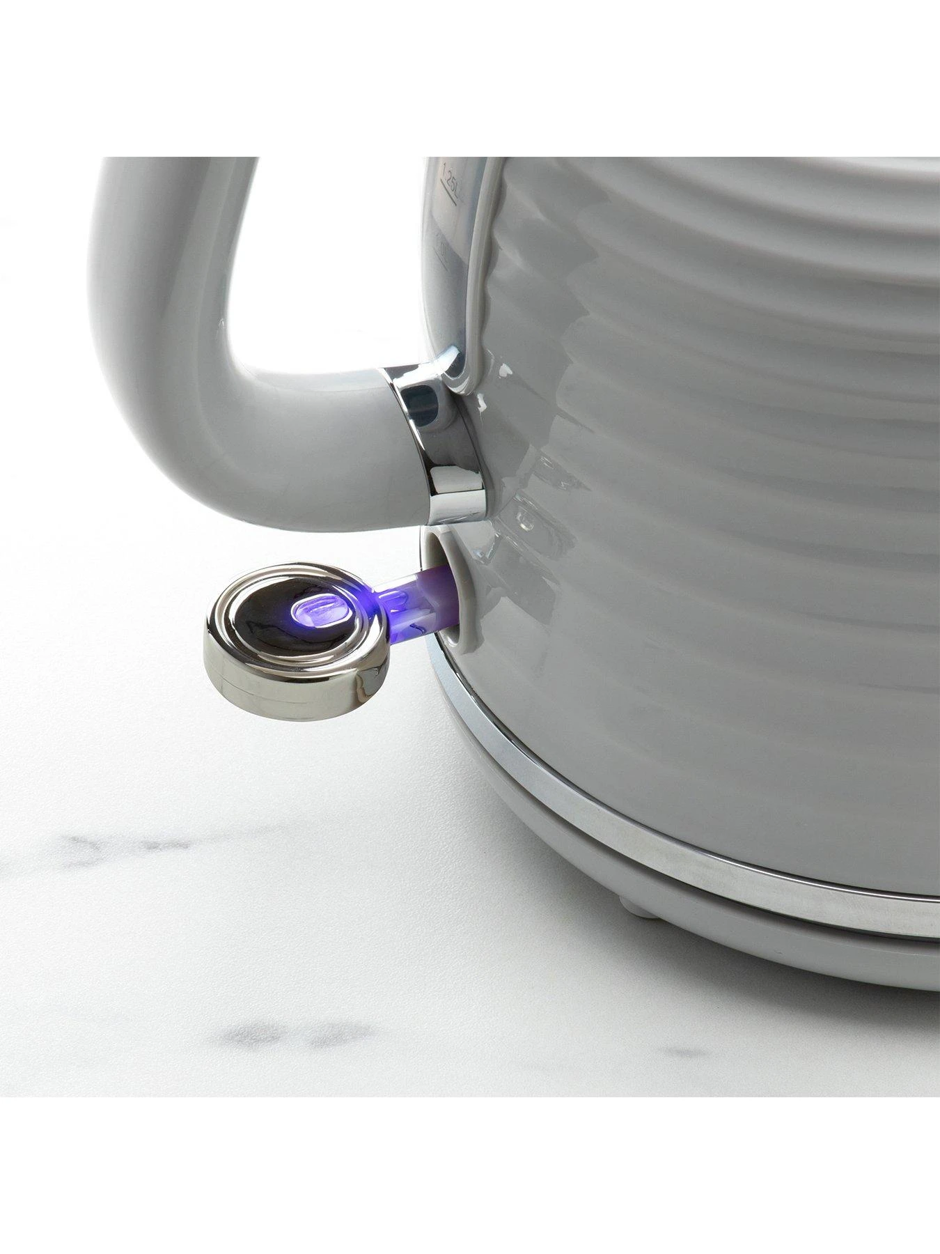 Daewoo Sienna 1.7L 3kW Jug Kettle - Grey - Image 4