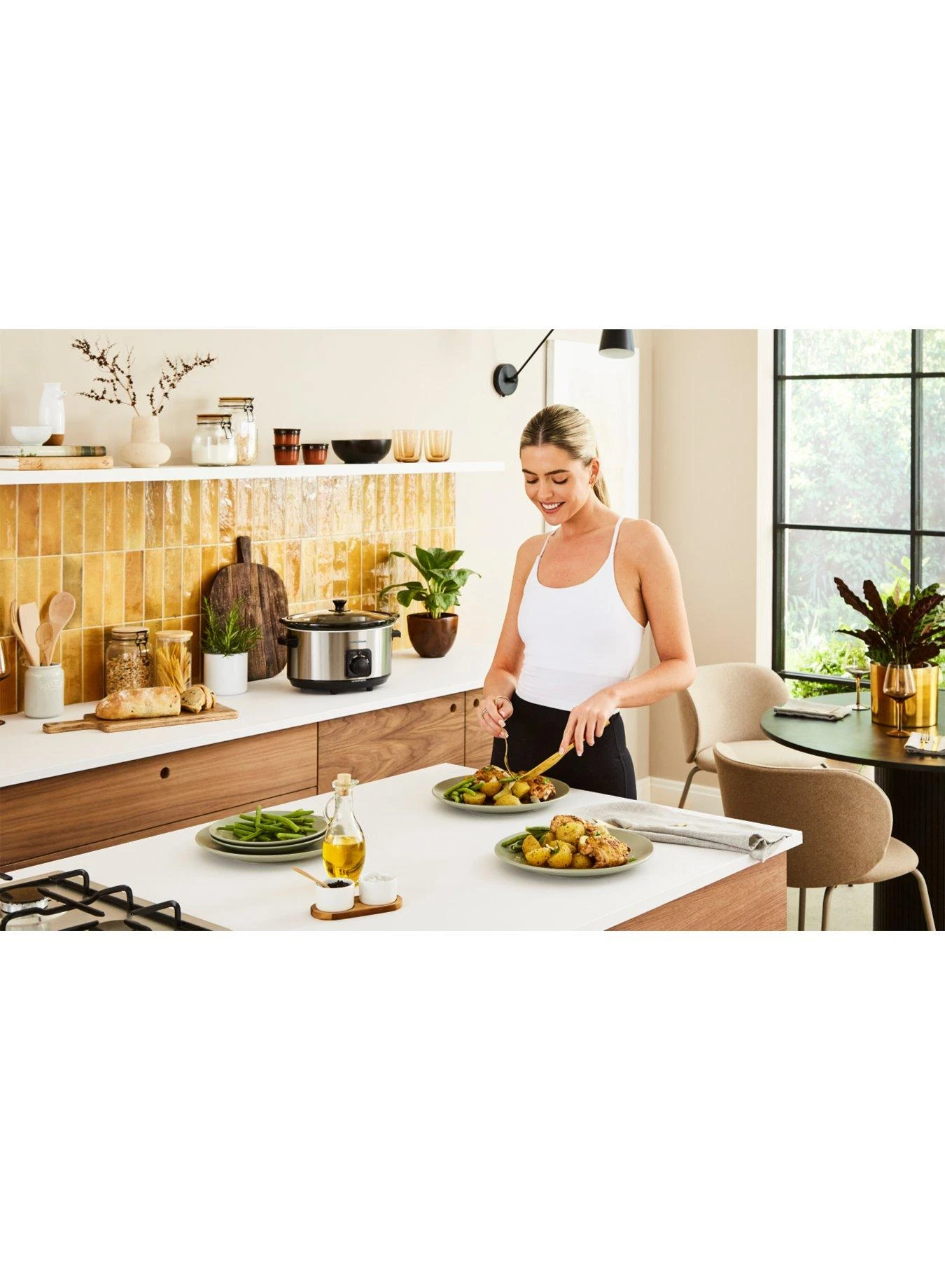 Morphy Richards 6.5L 461013 Slow Cooker - Brushed Stainless Steel - Image 3