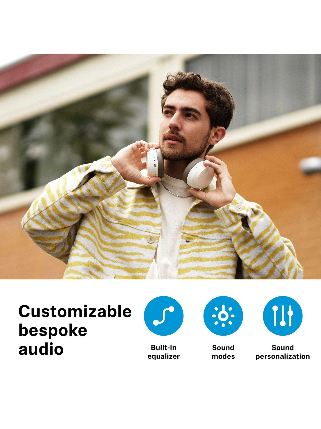 Sennheiser MOMENTUM 4 Wireless Headphones - Black - Image 4