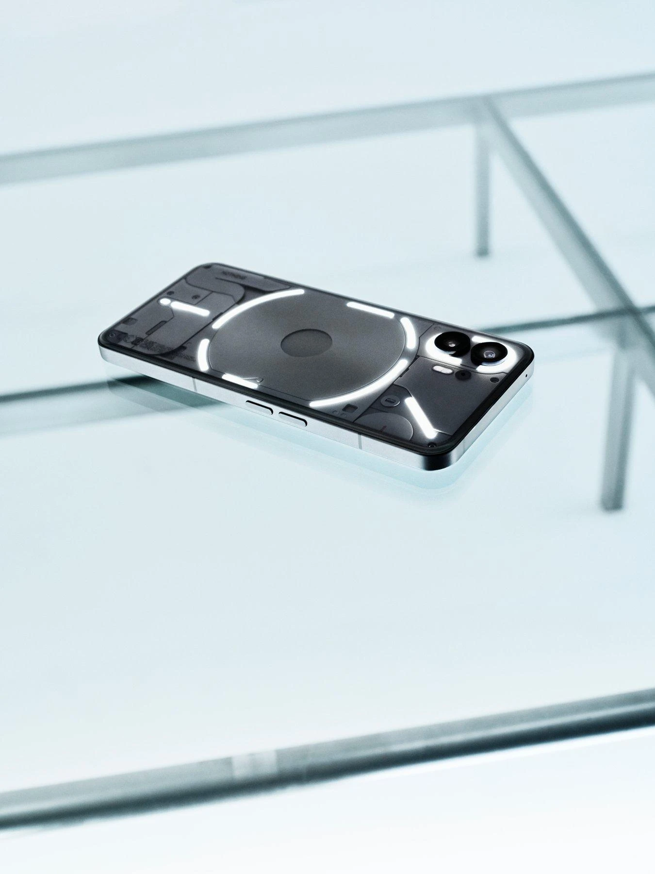 Nothing Phone (2) 256GB - Grey - Image 7